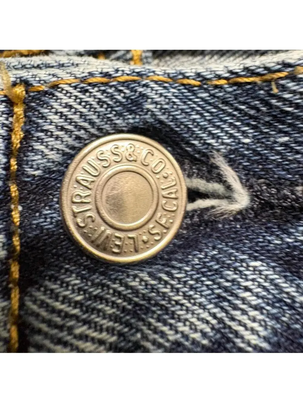 Levis 550 Relaxed Fit Jeans Mens 33x32 Blue Denim Medium Wash Red Tab